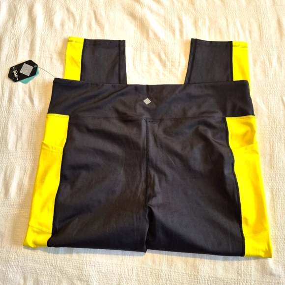 LuLaRoe Rise Brave line women's size 3X leggings black with yellow stripe NWT - Picture 3 of 9